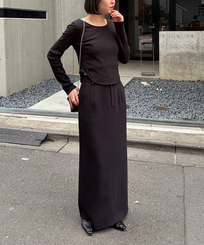 緊身胸衣設計長袖T恤