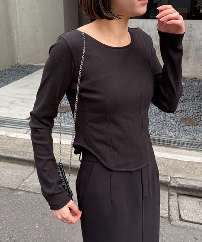 緊身胸衣設計長袖T恤