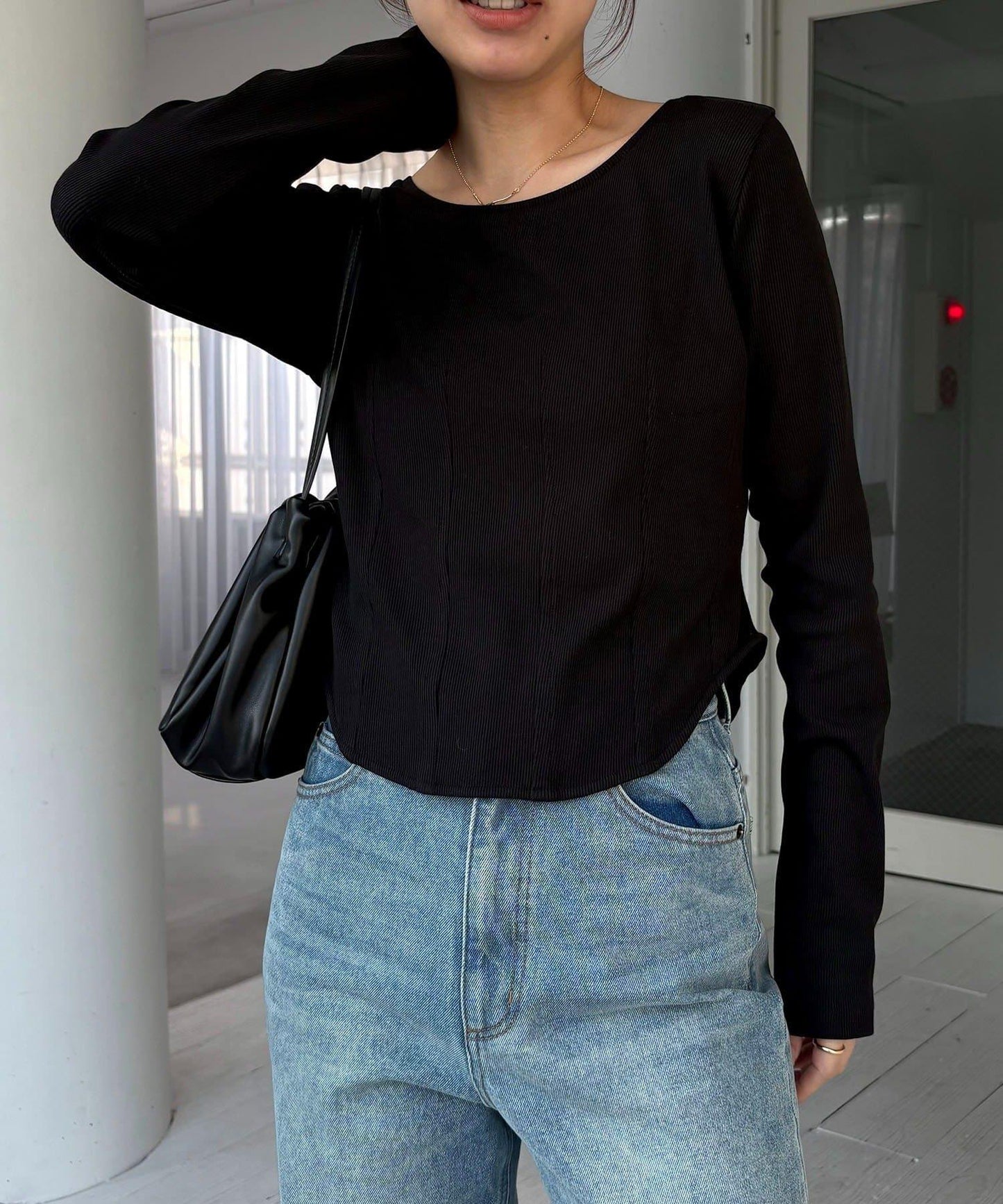 緊身胸衣設計長袖T恤