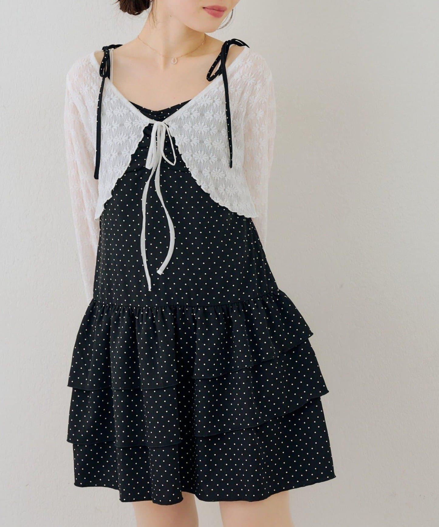 蕾絲小披肩吊帶長款上衣套裝