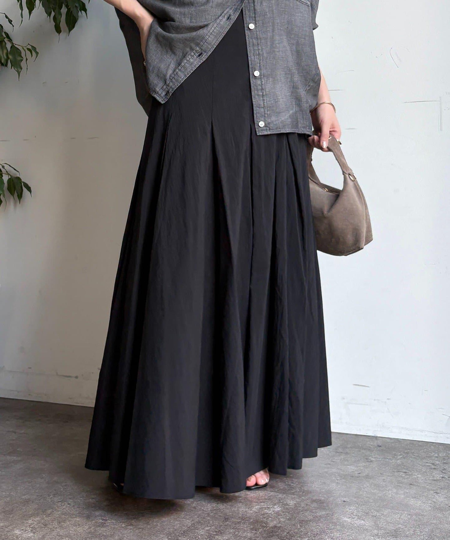 褶襉傘擺半身裙