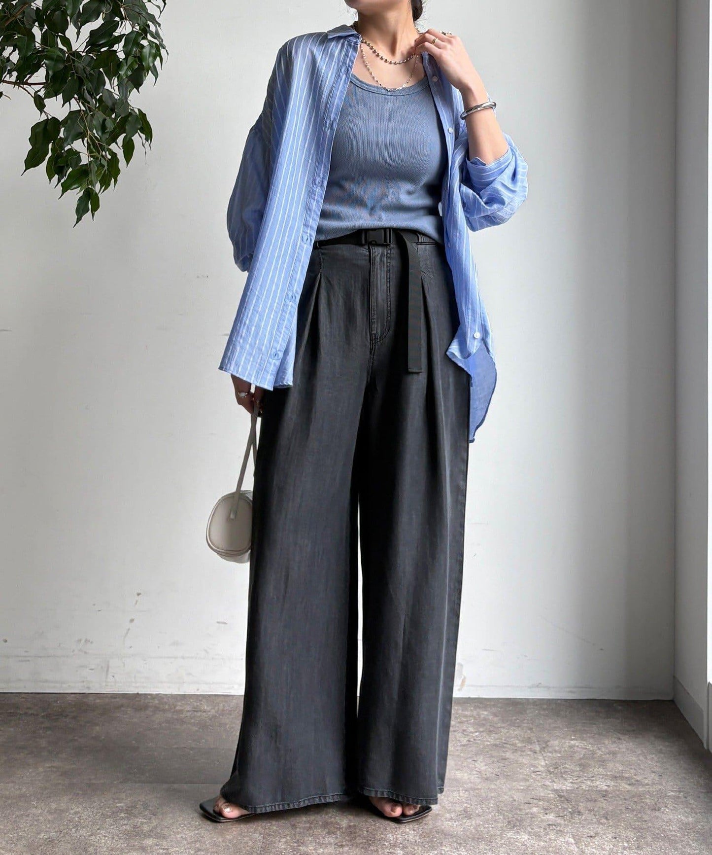 多穿法條紋設計襯衫