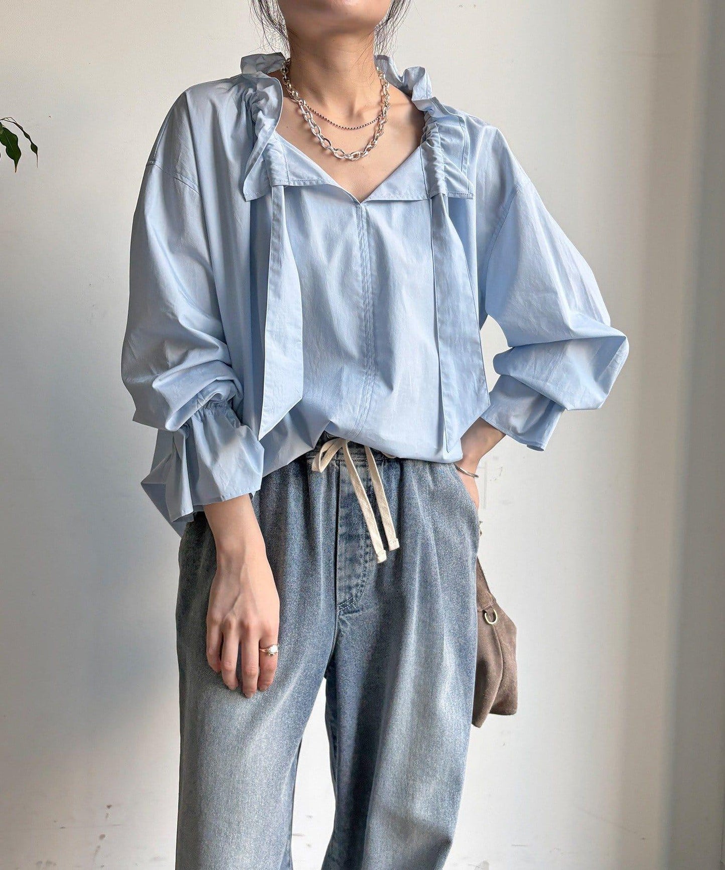 荷葉邊領 設計 襯衫