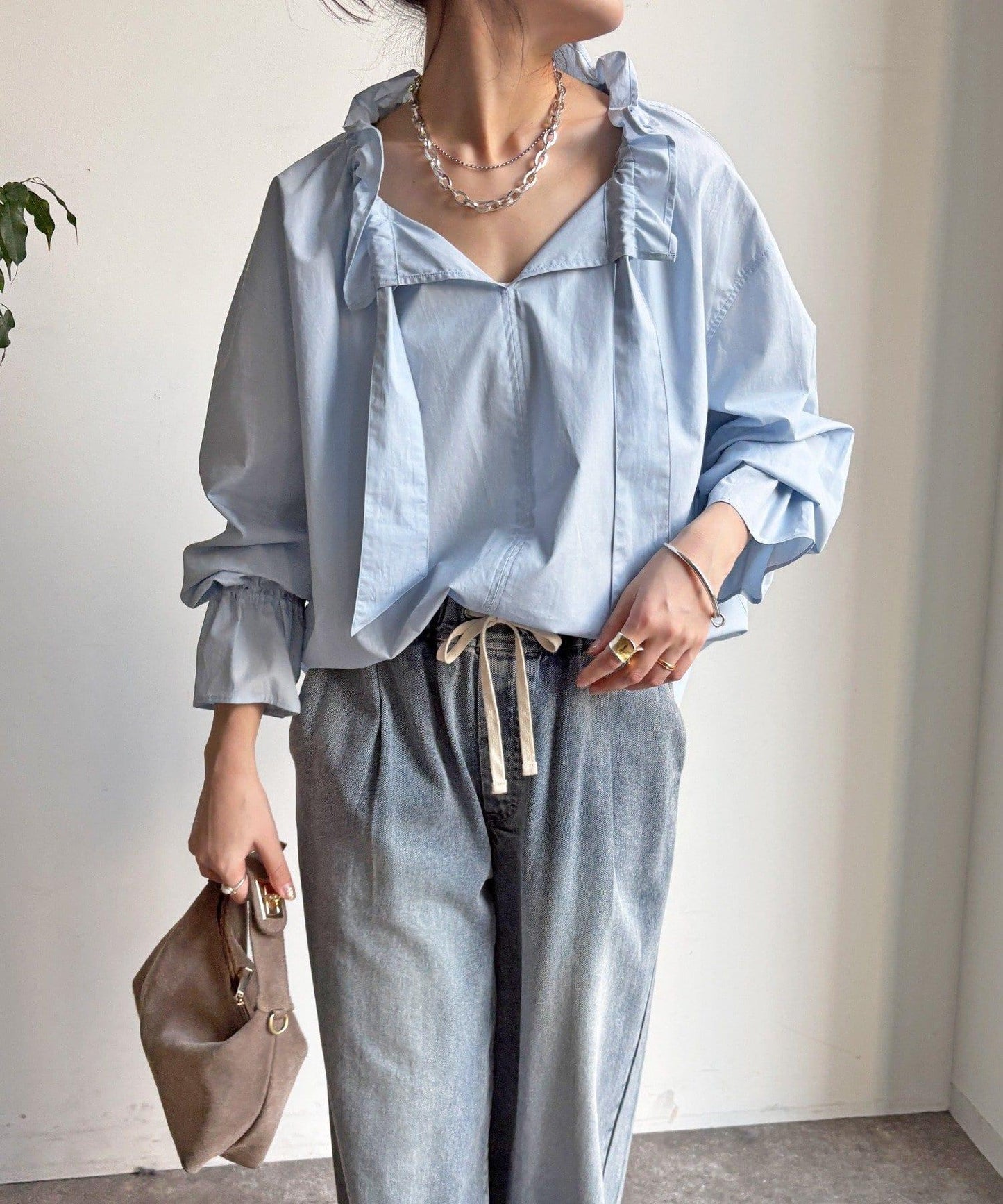 荷葉邊領 設計 襯衫