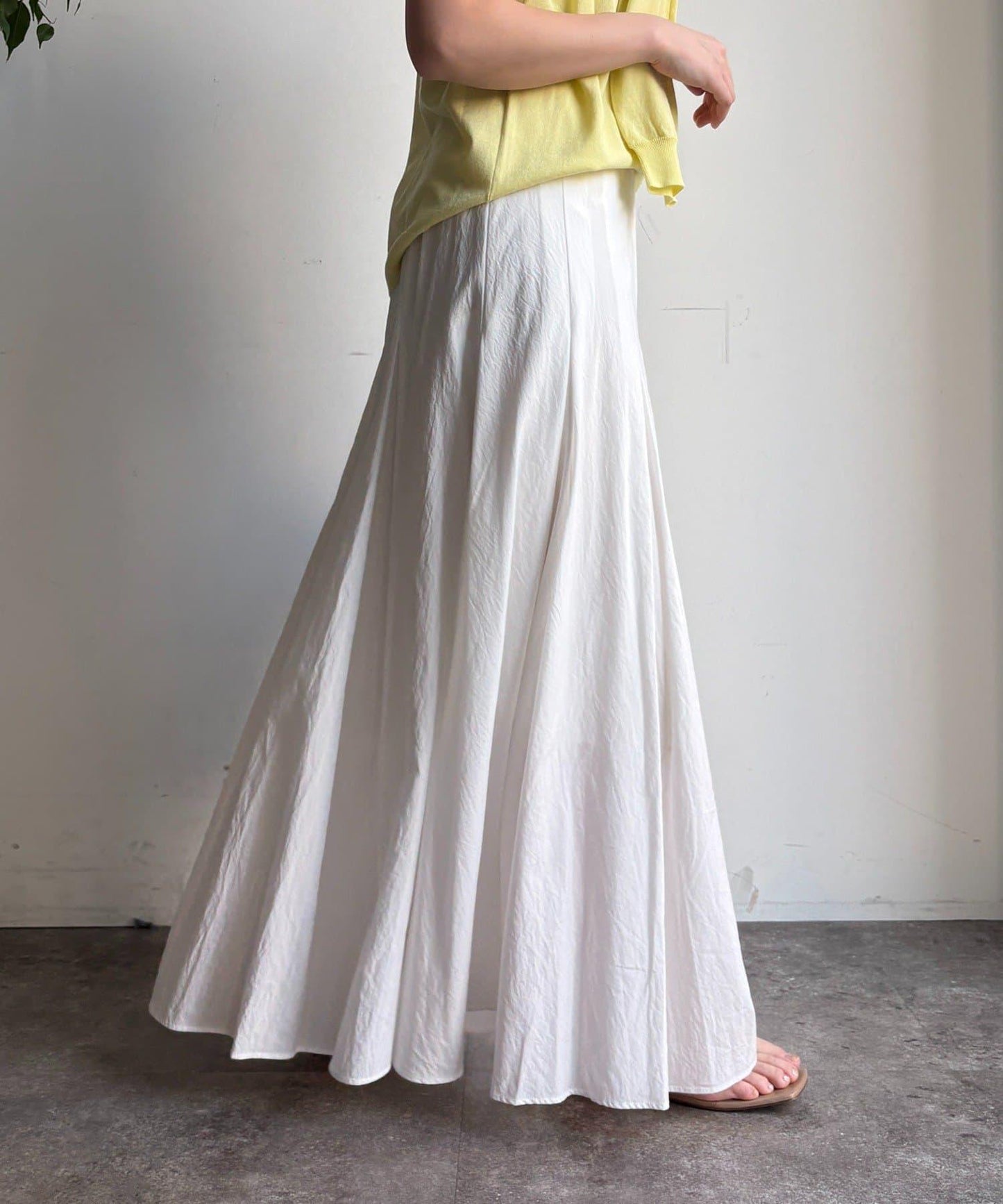 褶襉傘擺半身裙