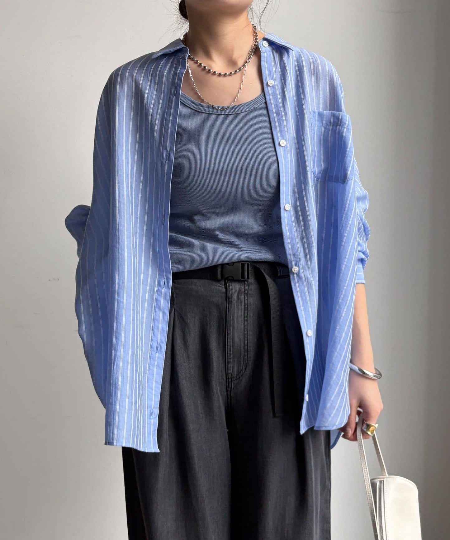 多穿法條紋設計襯衫