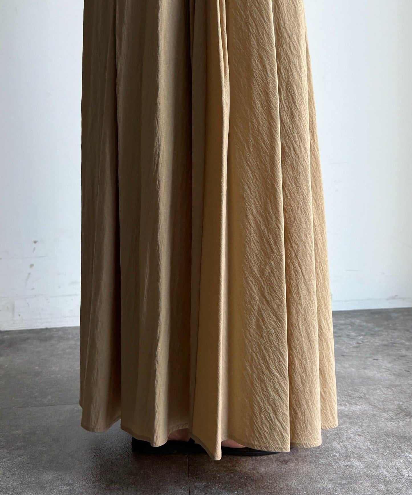 褶襉傘擺半身裙