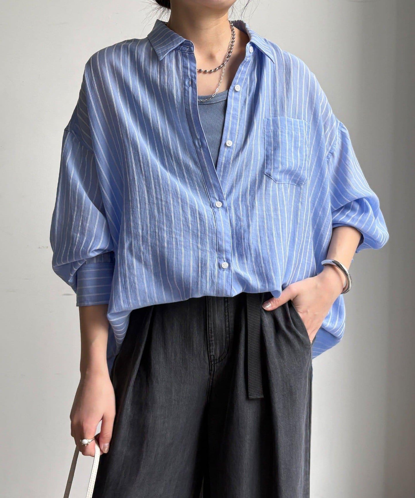 多穿法條紋設計襯衫