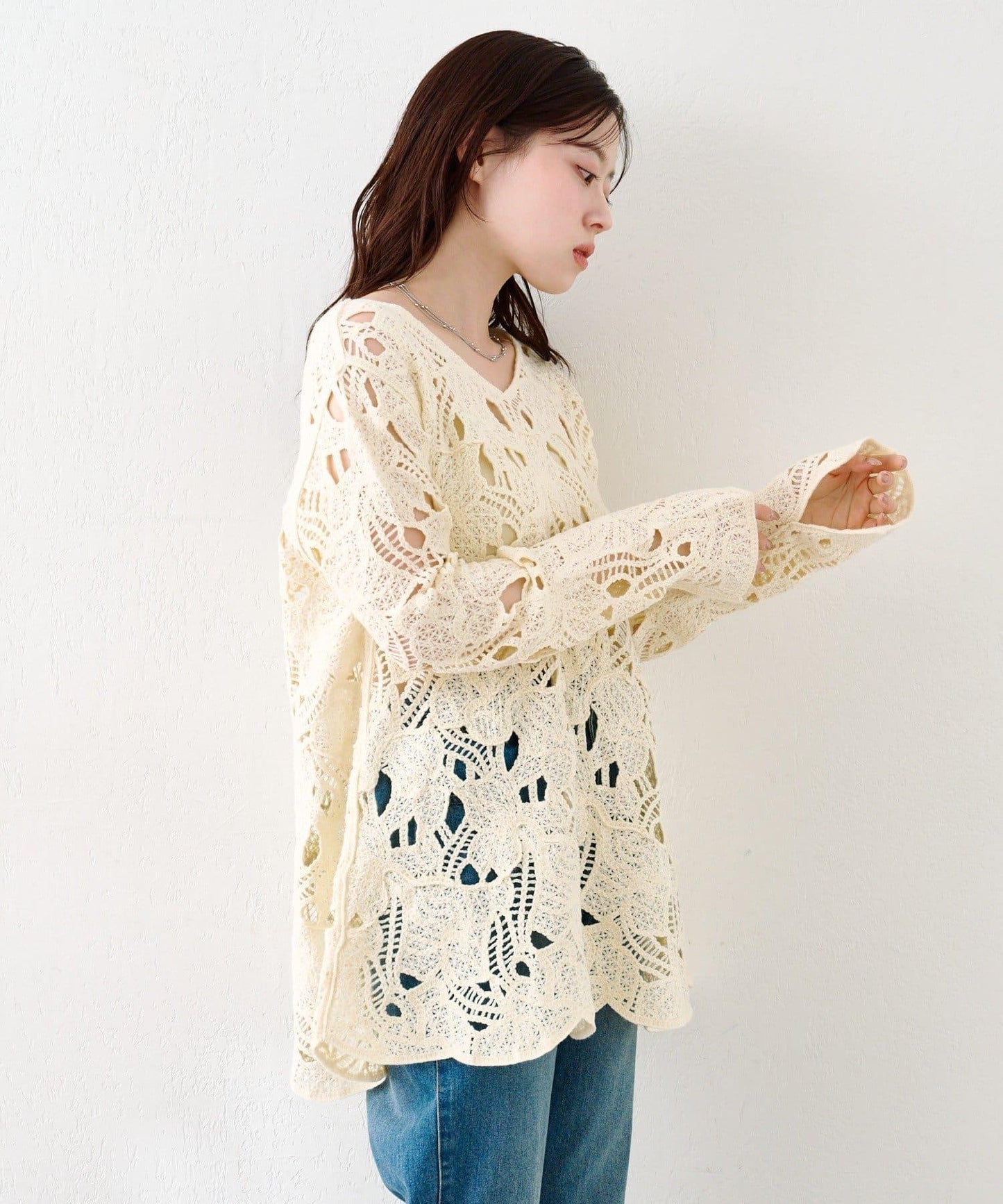 鏤空蕾絲迷你連衣裙