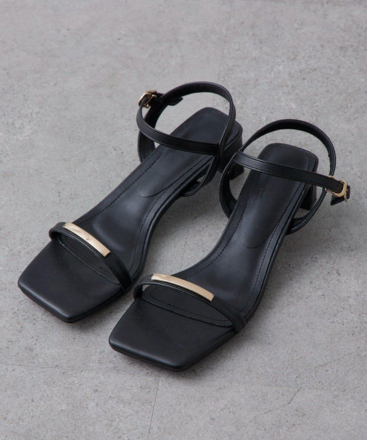 腳踝綁帶設計涼鞋