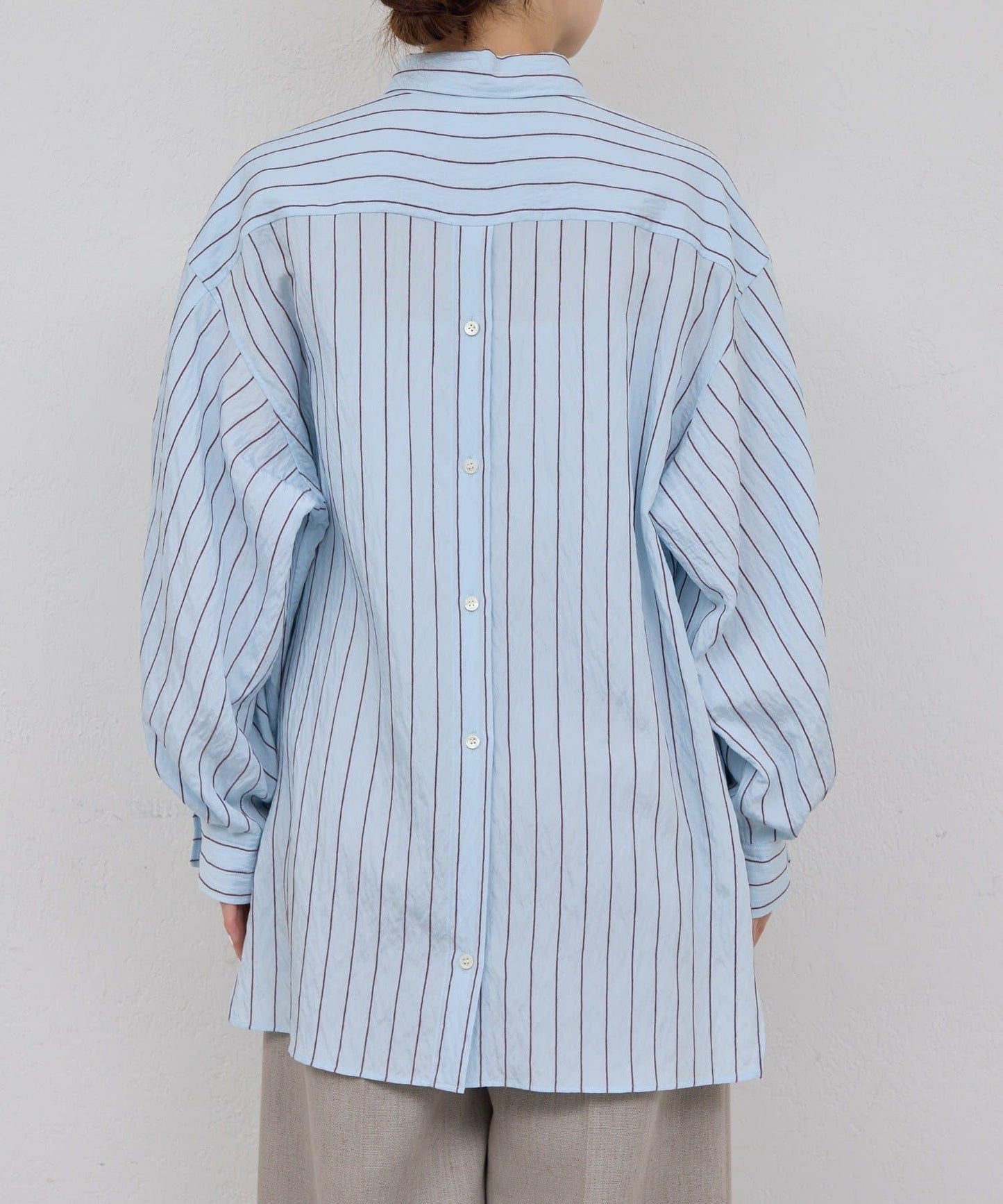 HERITANOVUM 條紋後背開口襯衫