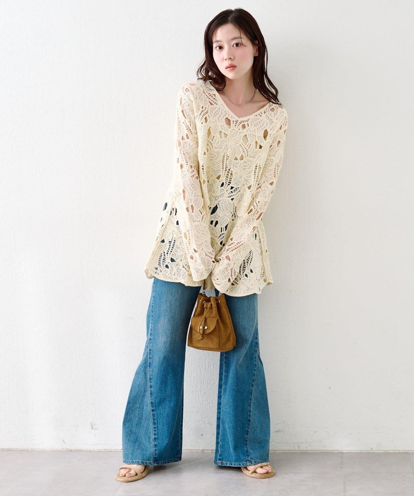 鏤空蕾絲迷你連衣裙