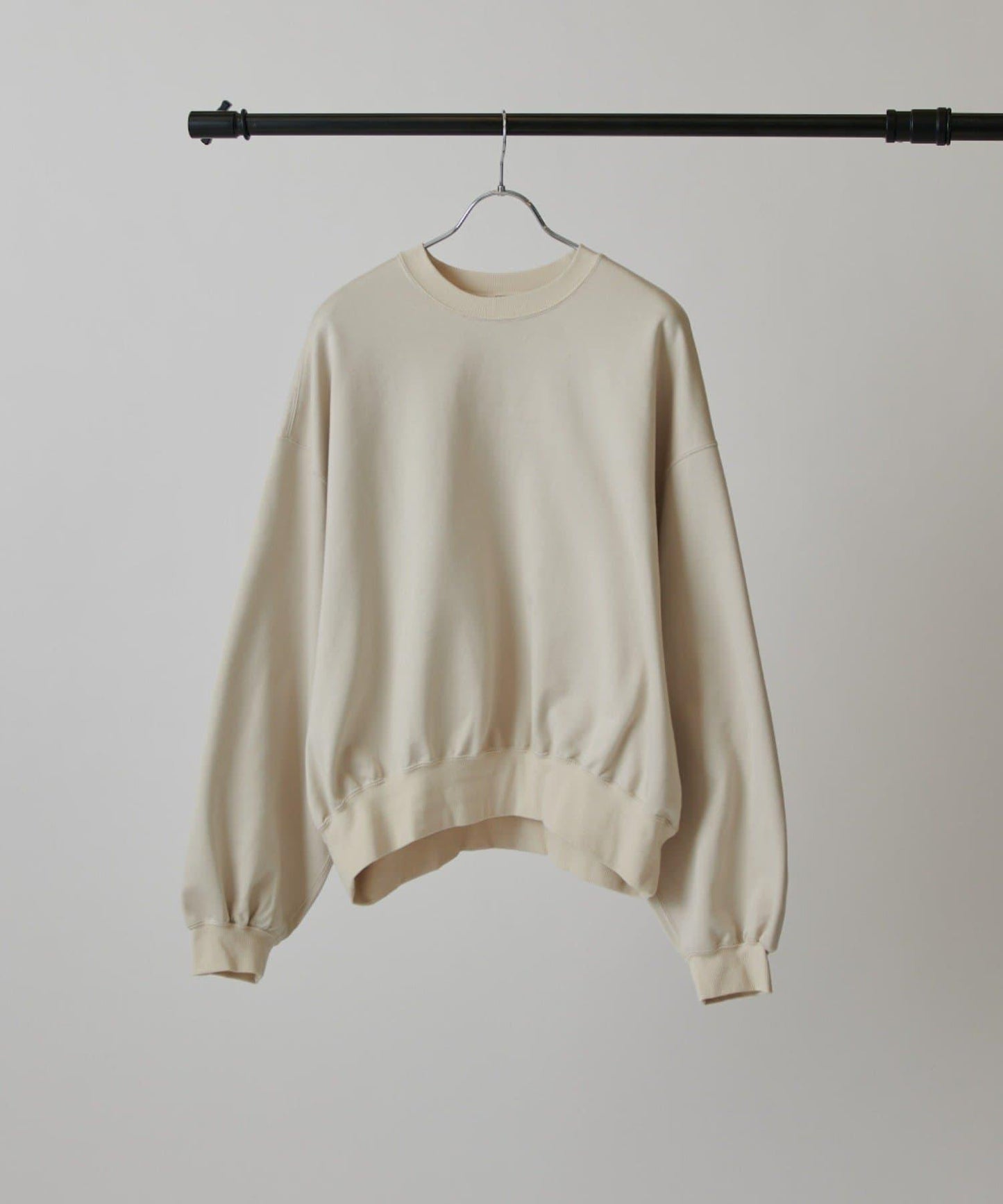 寬鬆版型 圓領 衛衣