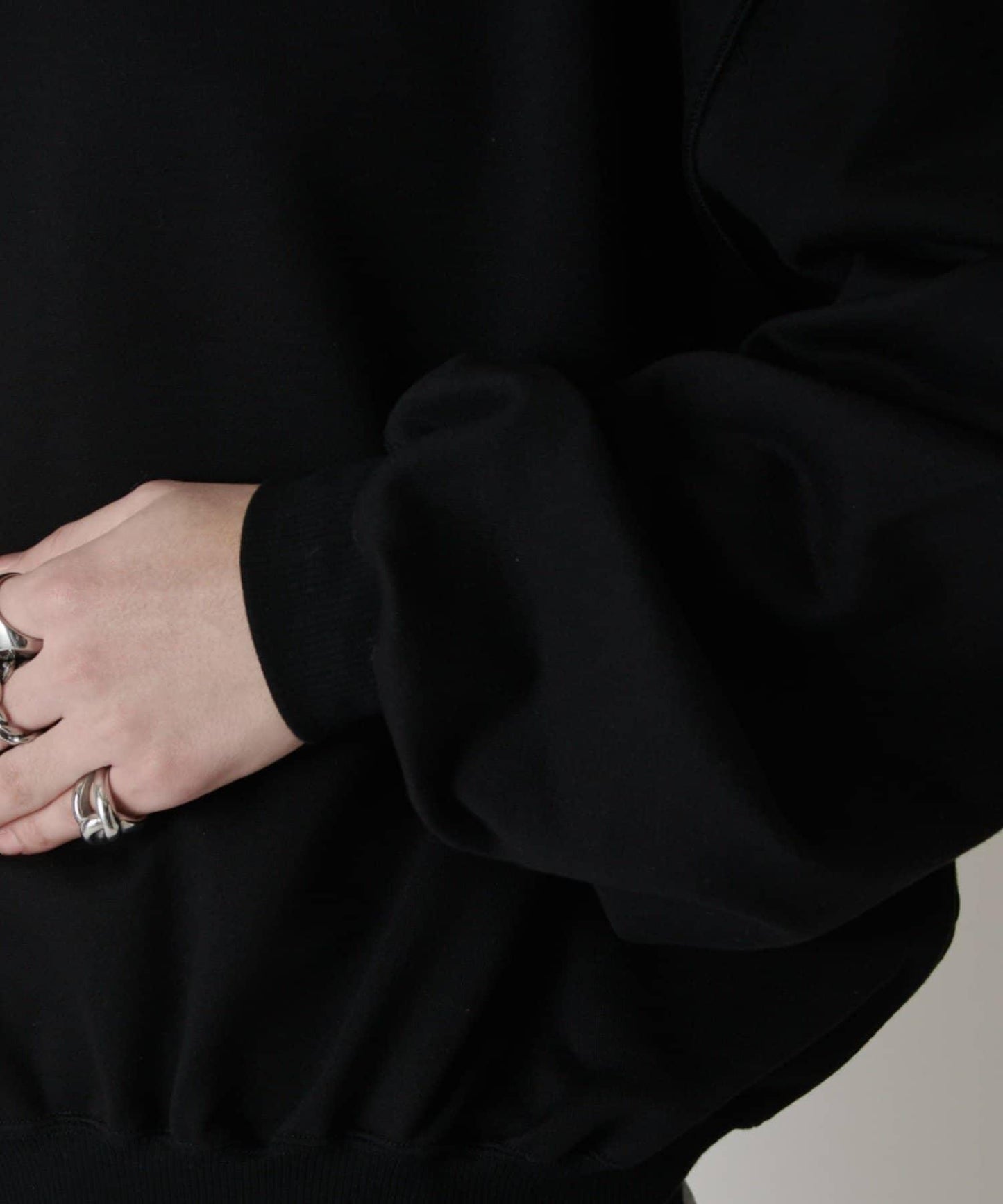 寬鬆版型 圓領 衛衣