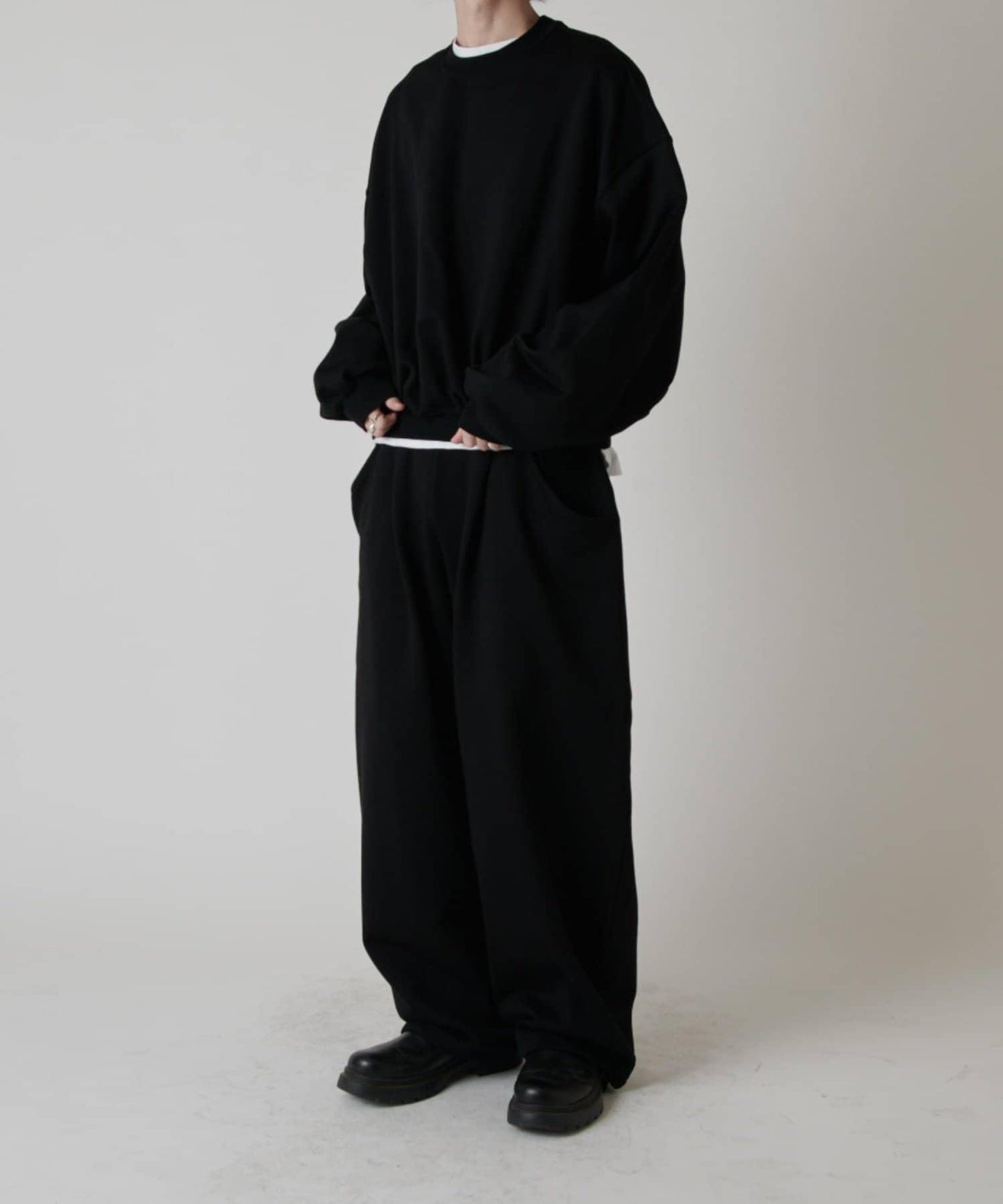 寬鬆版型 圓領 衛衣