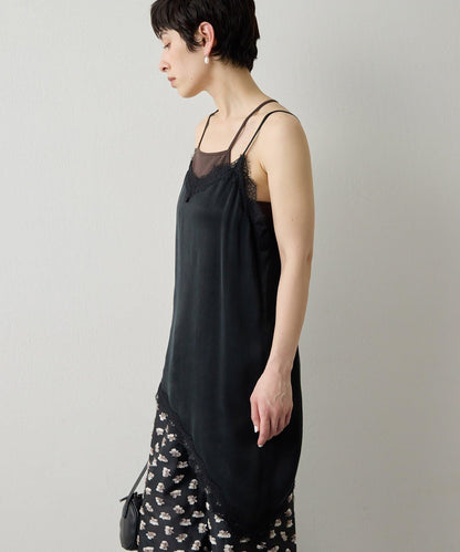 THE PAUSE 蕾絲鑲邊吊帶上衣