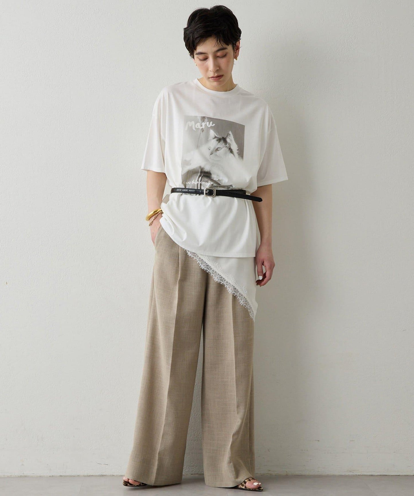 THE PAUSE 蕾絲鑲邊吊帶上衣