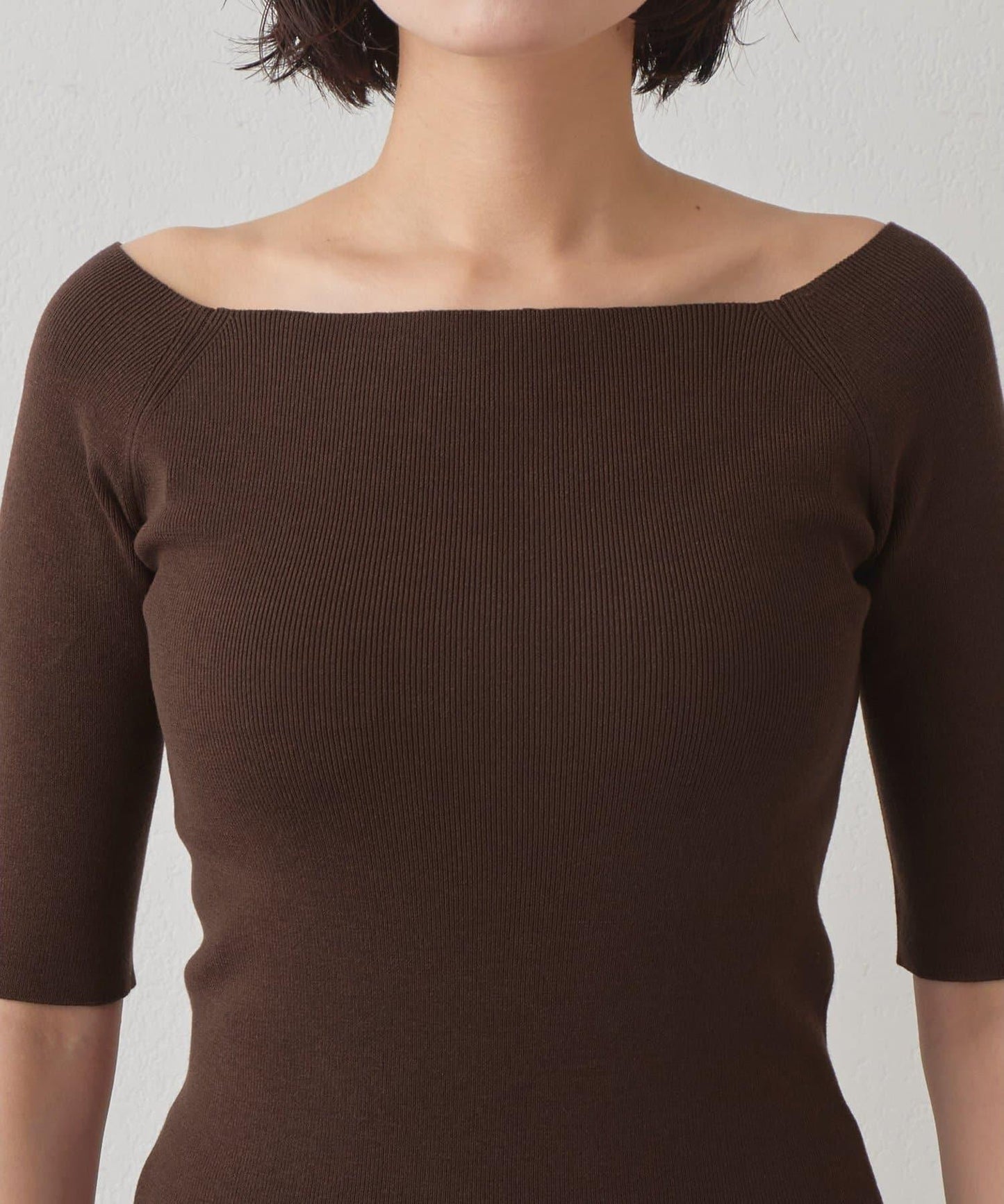 THE PAUSE 露肩半袖套頭上衣