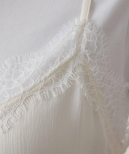 THE PAUSE 蕾絲鑲邊吊帶上衣