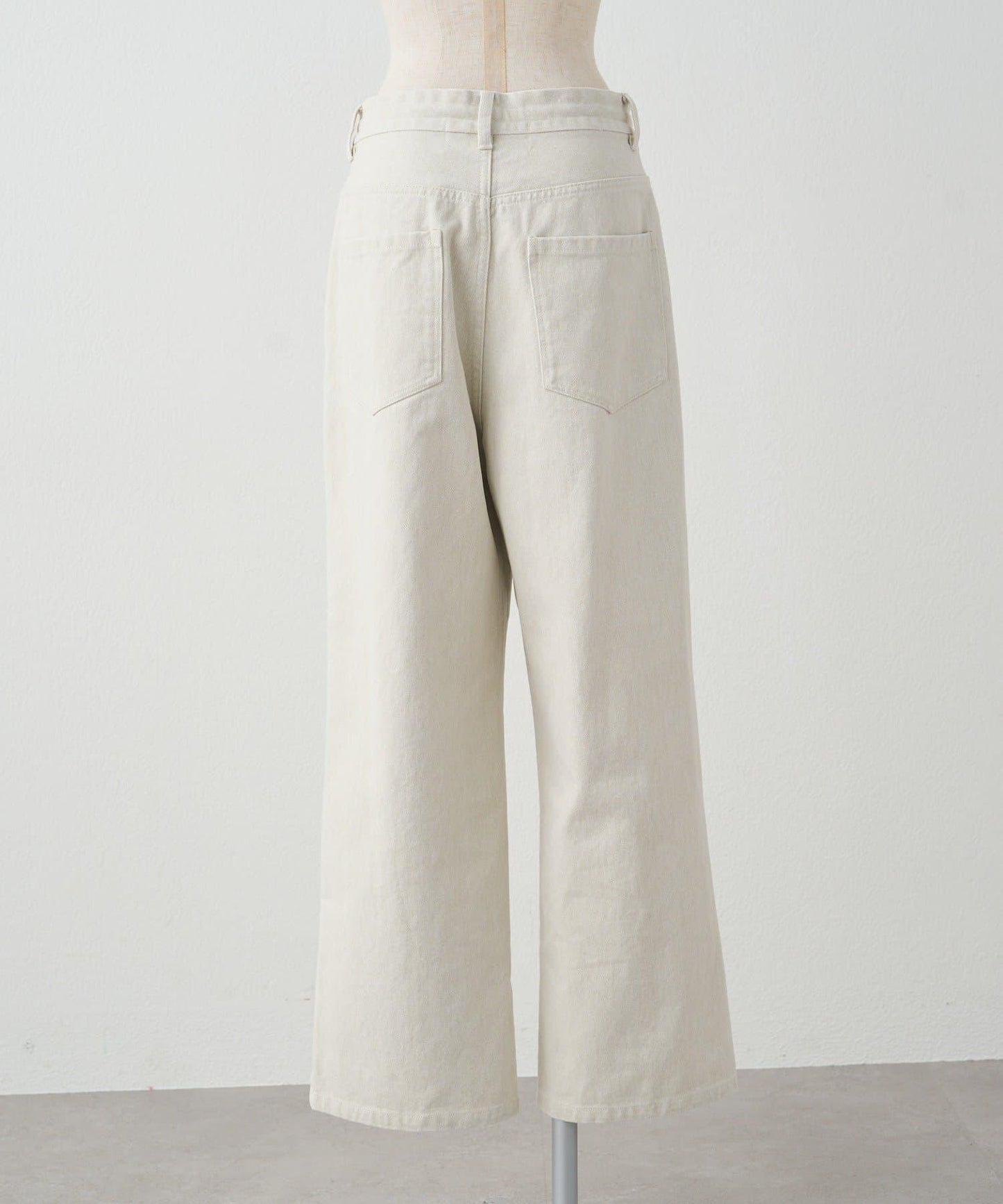 卡其斜紋寬鬆直筒褲