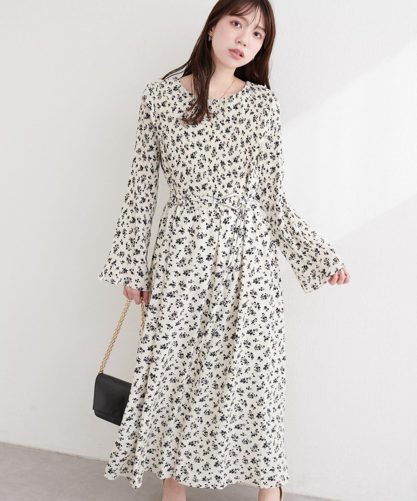 腰帶設計 百褶連衣裙