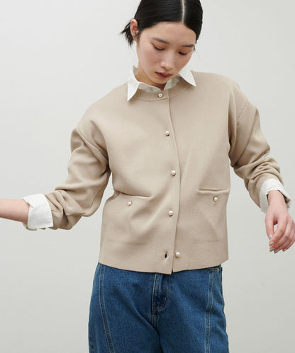 簡約風短款珍珠釦針織開衫