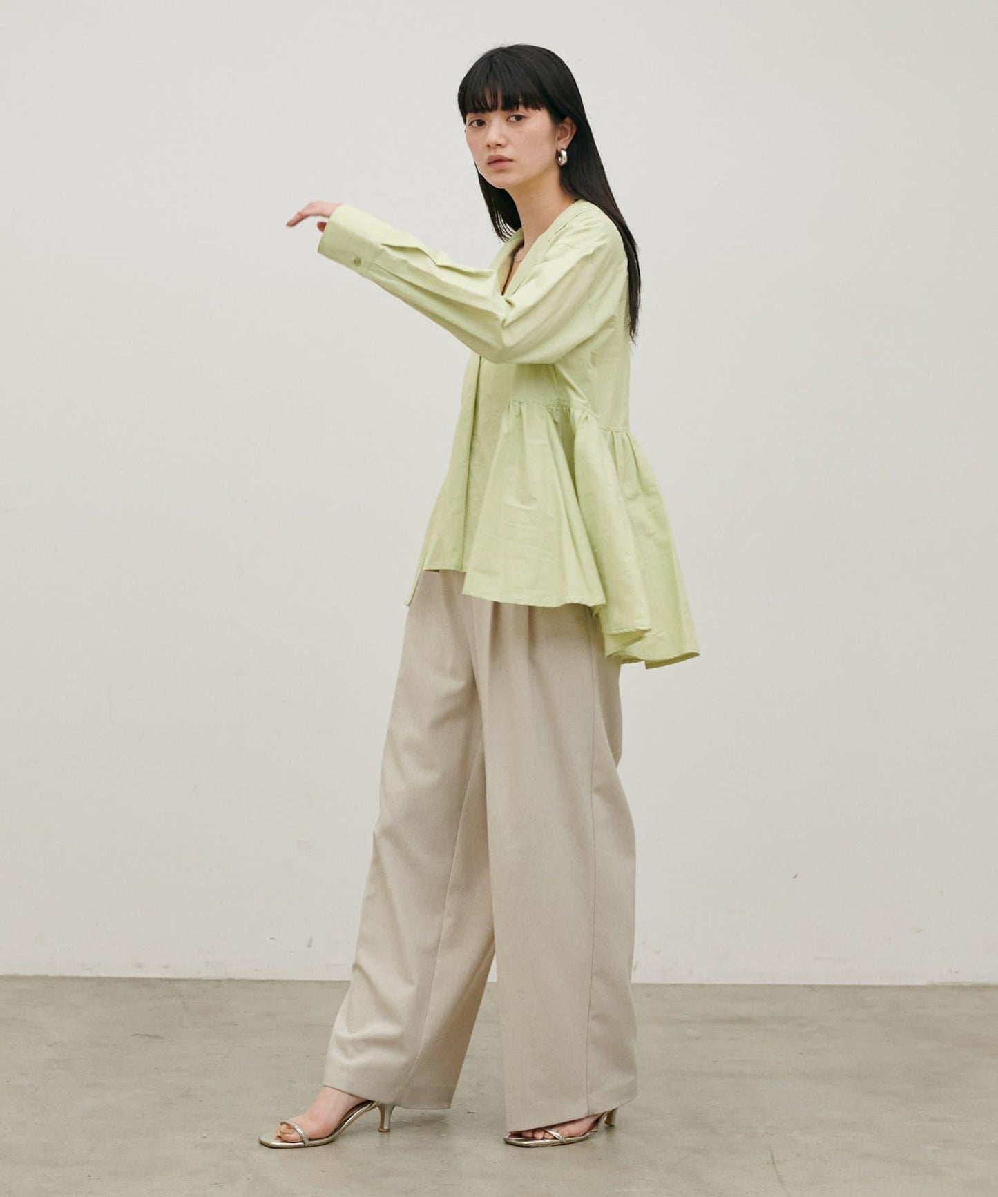 下襬荷葉設計 府綢 女式襯衫