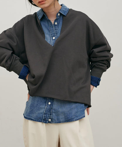 生邊開襟領毛圈套頭衛衣