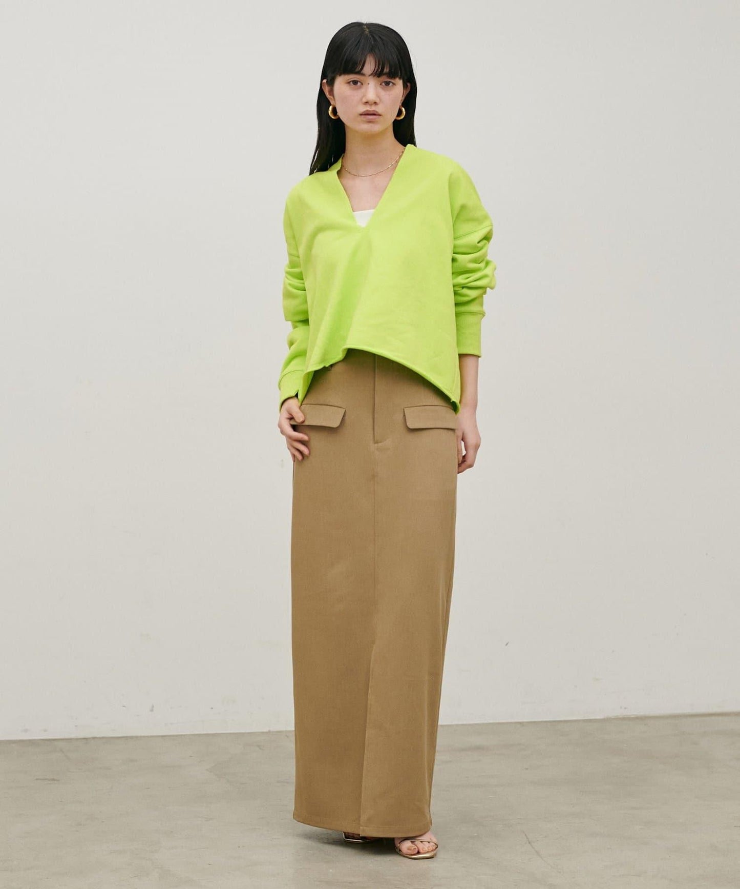 生邊開襟領毛圈套頭衛衣