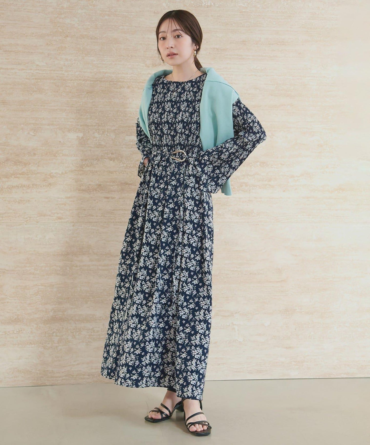 腰帶設計 百褶連衣裙