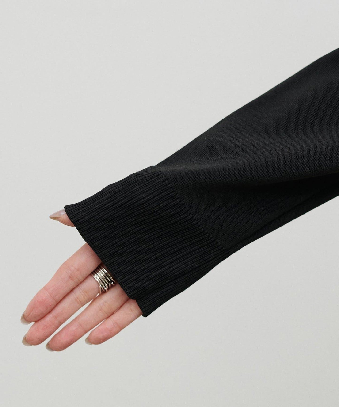 簡約風短款珍珠釦針織開衫