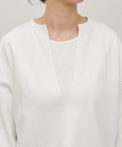 生邊開襟領毛圈套頭衛衣