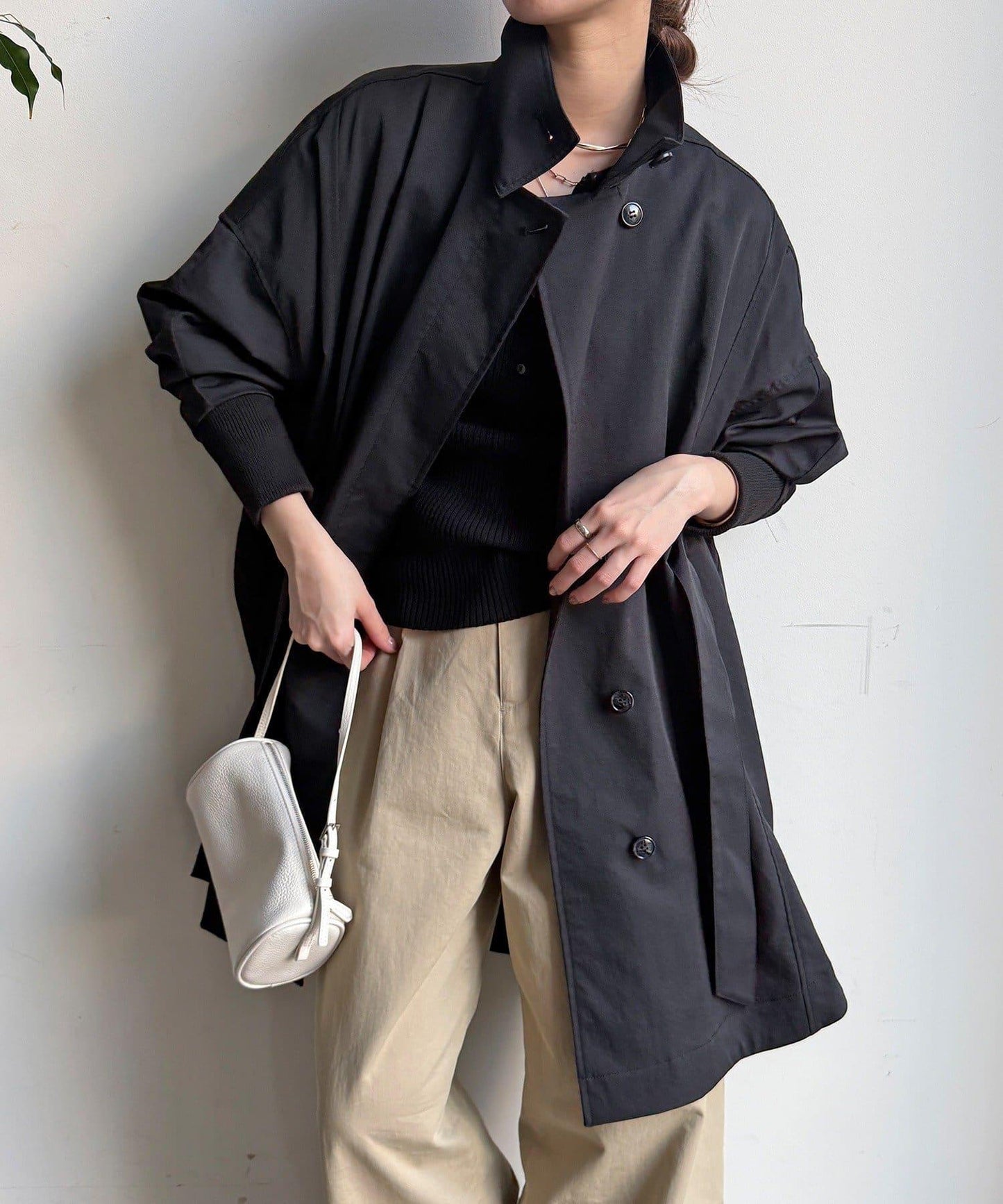 圓形羅紋設計大衣