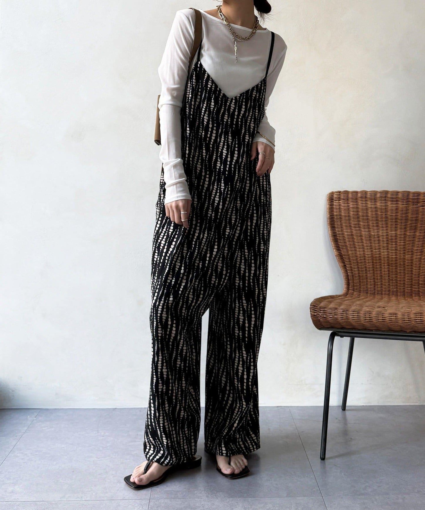 裹身設計 吊帶連體褲（ 可成套）