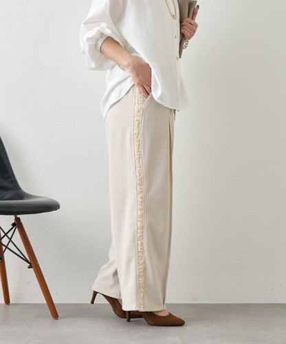 側邊蕾絲拼接 褲子