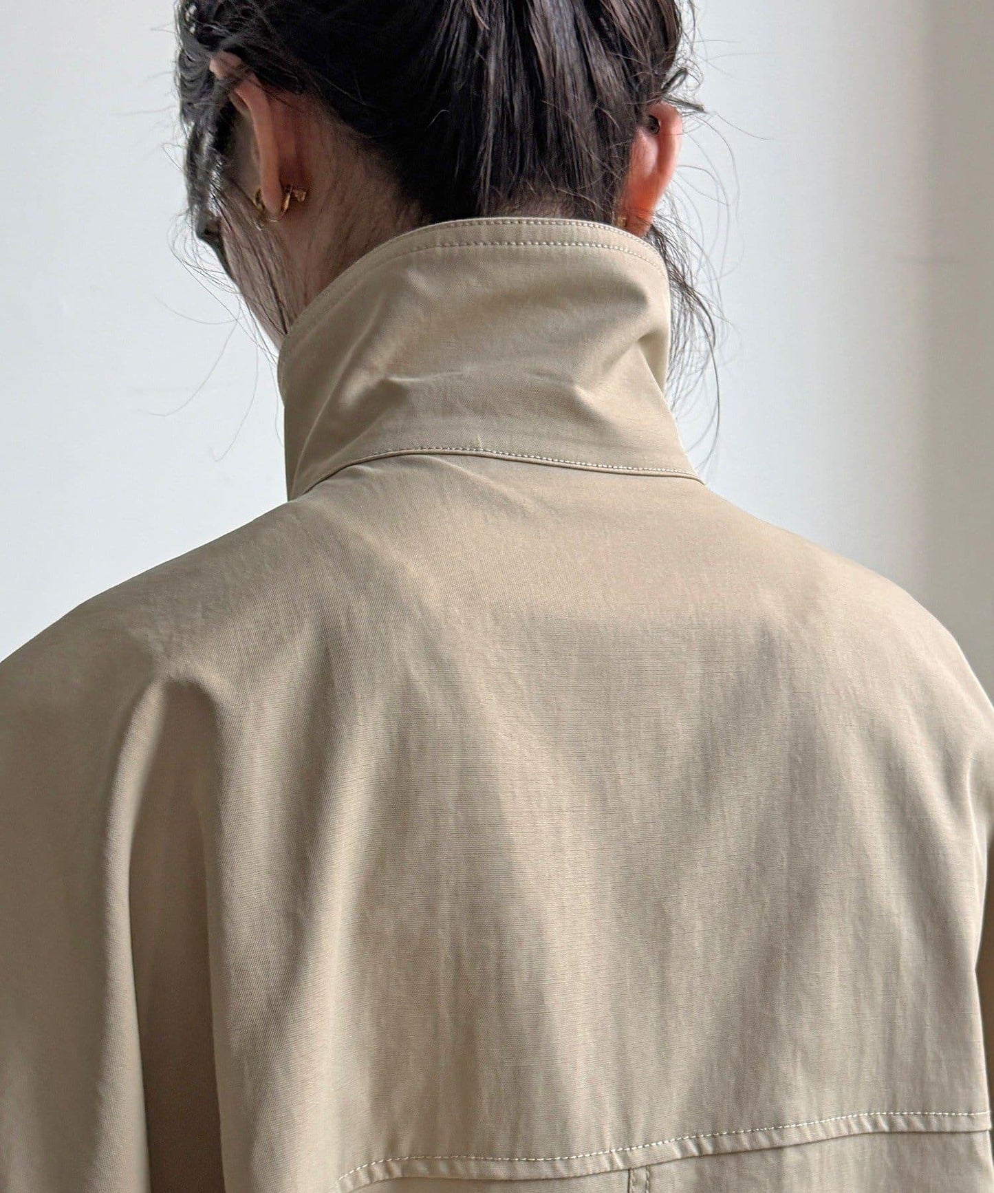 圓形羅紋設計大衣