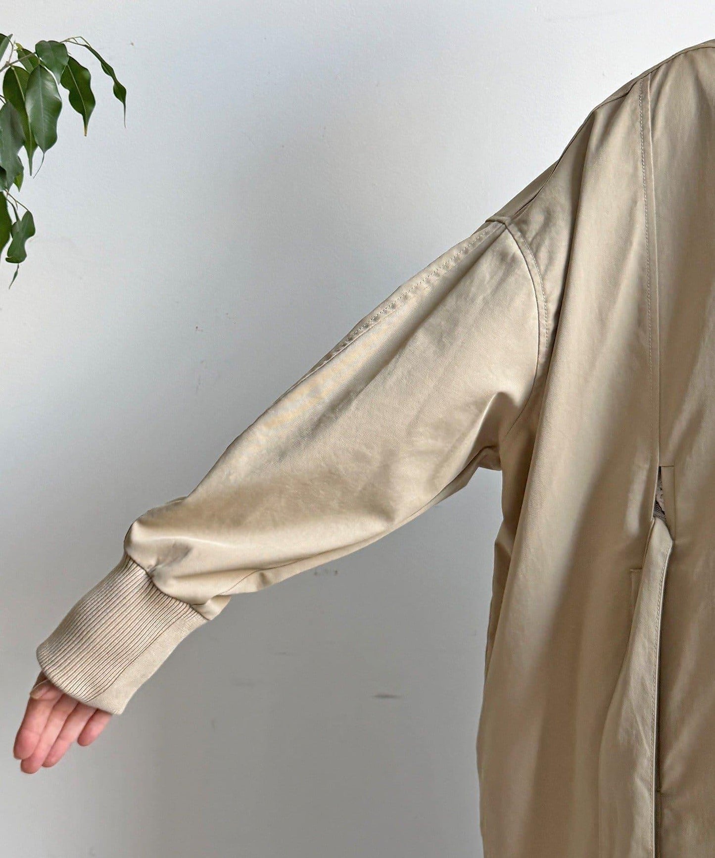 圓形羅紋設計大衣