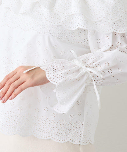 扇貝邊蕾絲單肩上衣