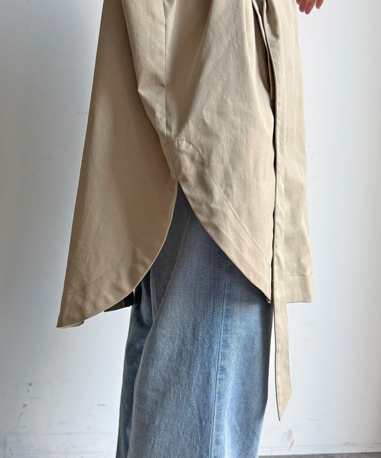 圓形羅紋設計大衣