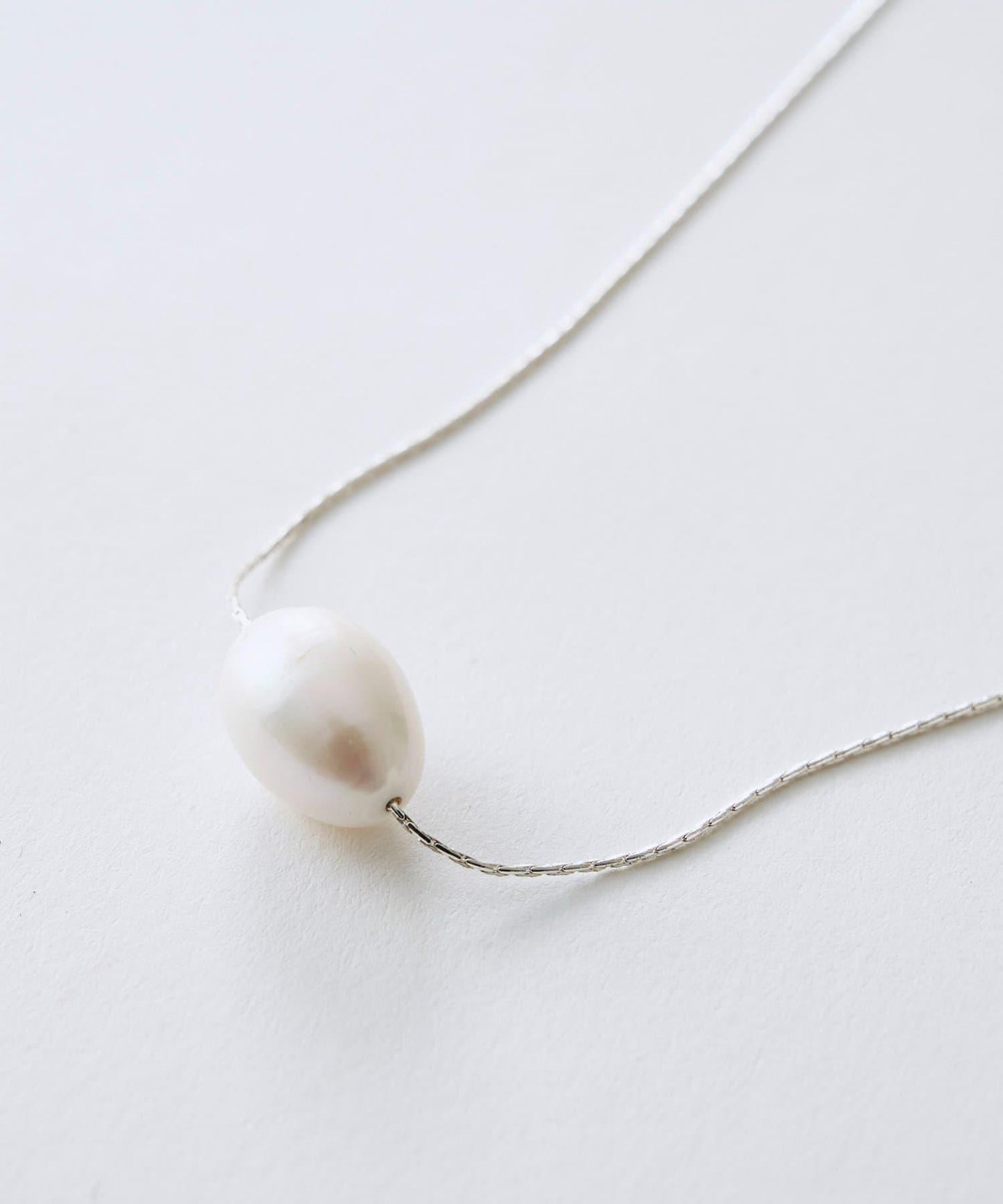 THE PAUSE 珍珠點綴頸鍊 Choker