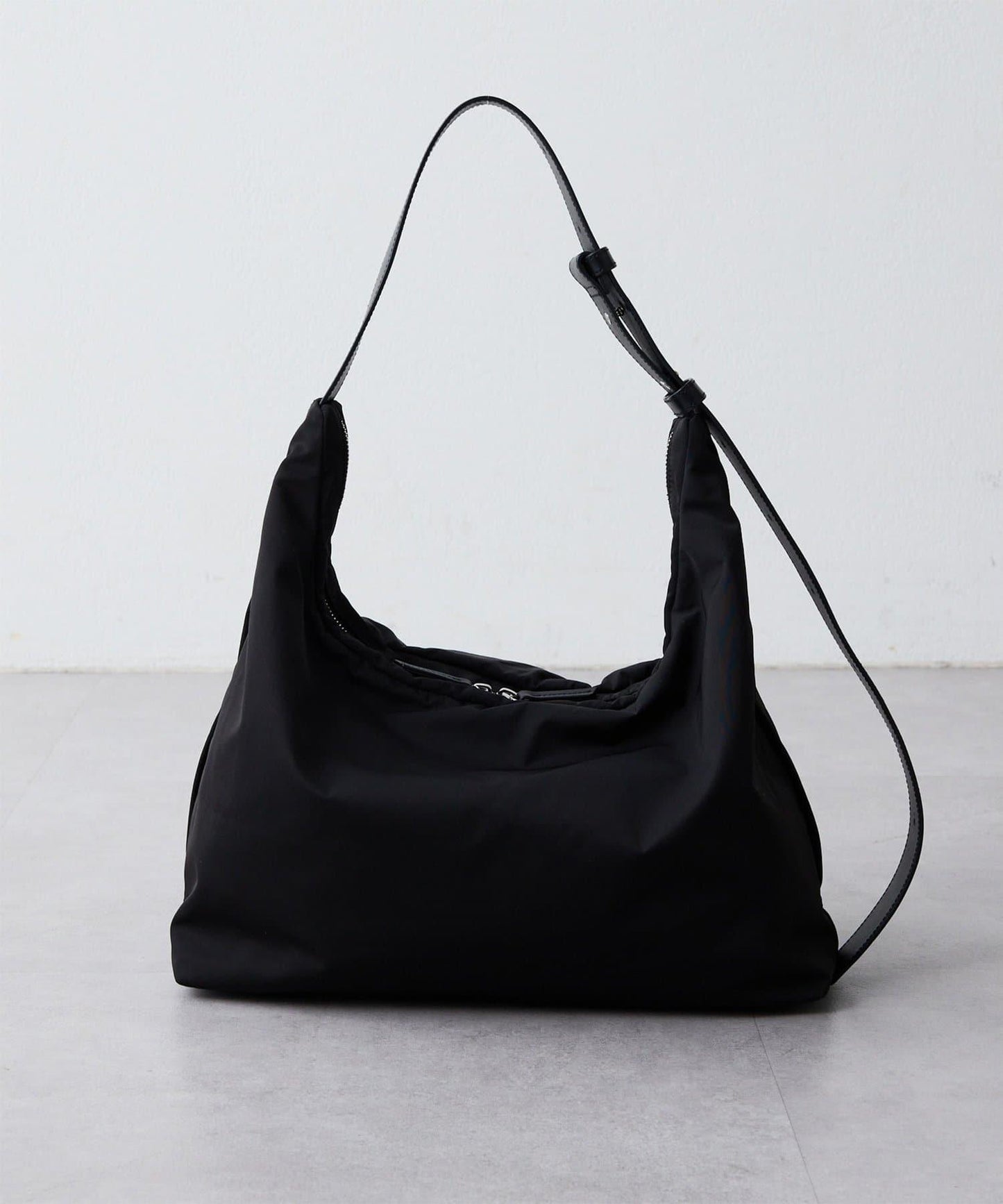 THE PAUSE 單手柄包