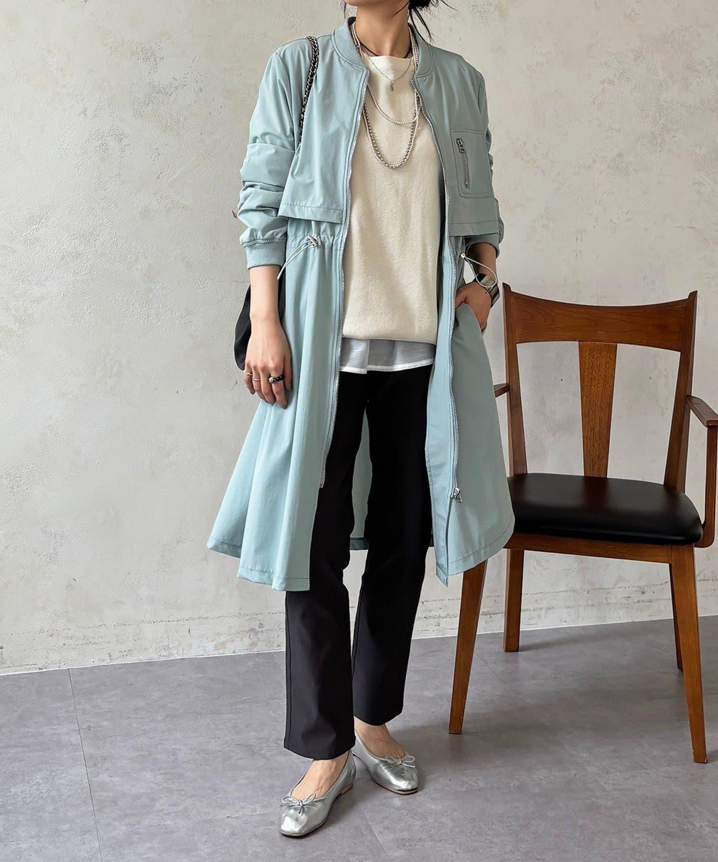 腰部抽繩設計 大衣