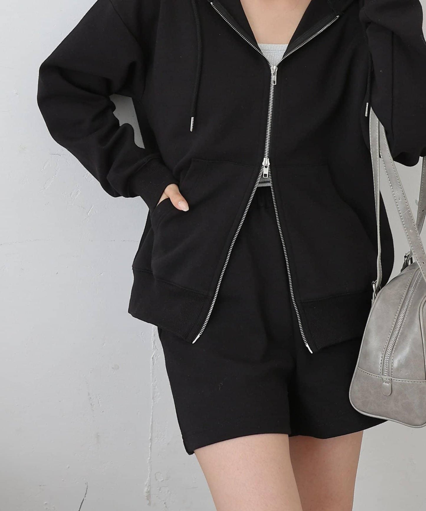 可成套空氣層休閒短褲