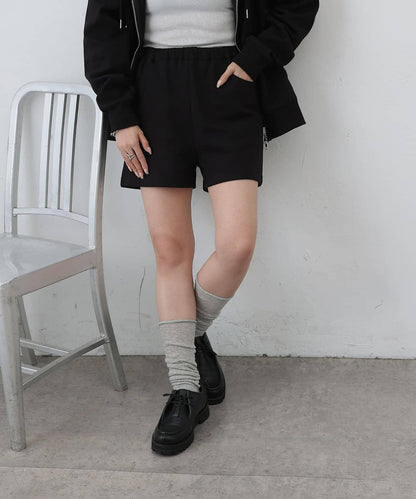 可成套空氣層休閒短褲