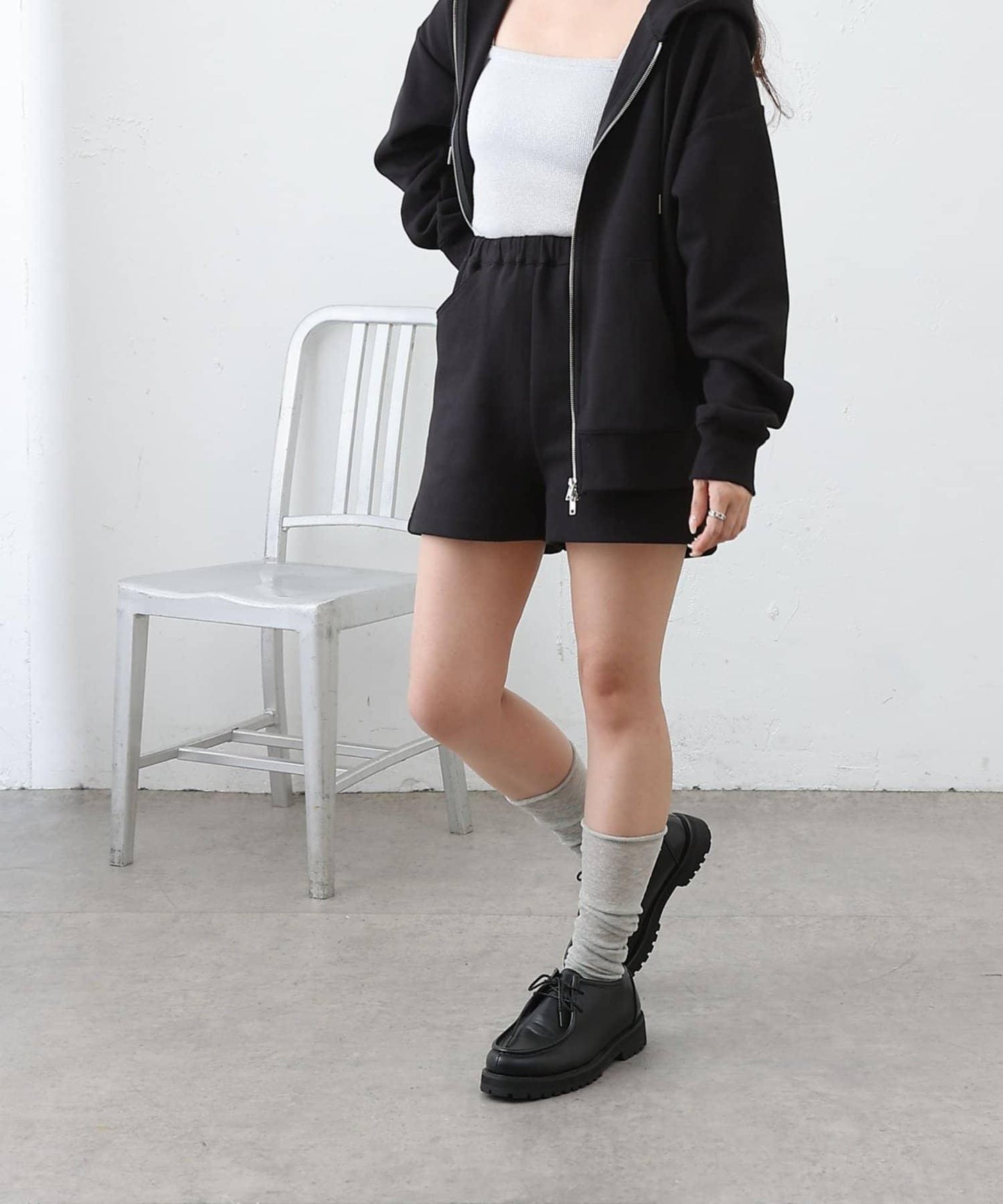 可成套空氣層休閒短褲