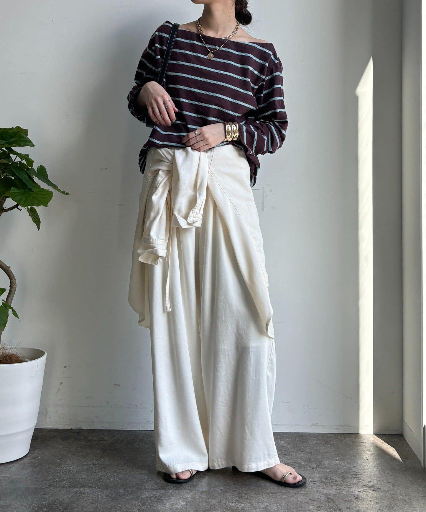 多色條紋露肩T恤