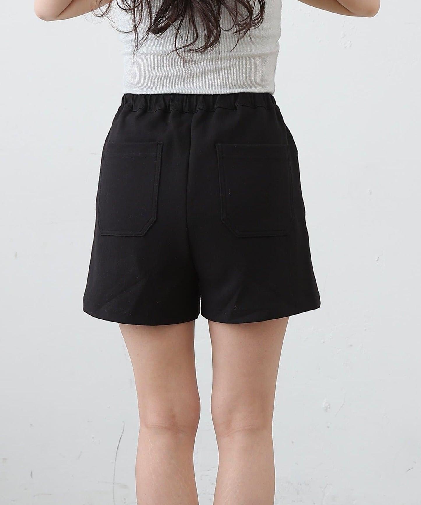 可成套空氣層休閒短褲