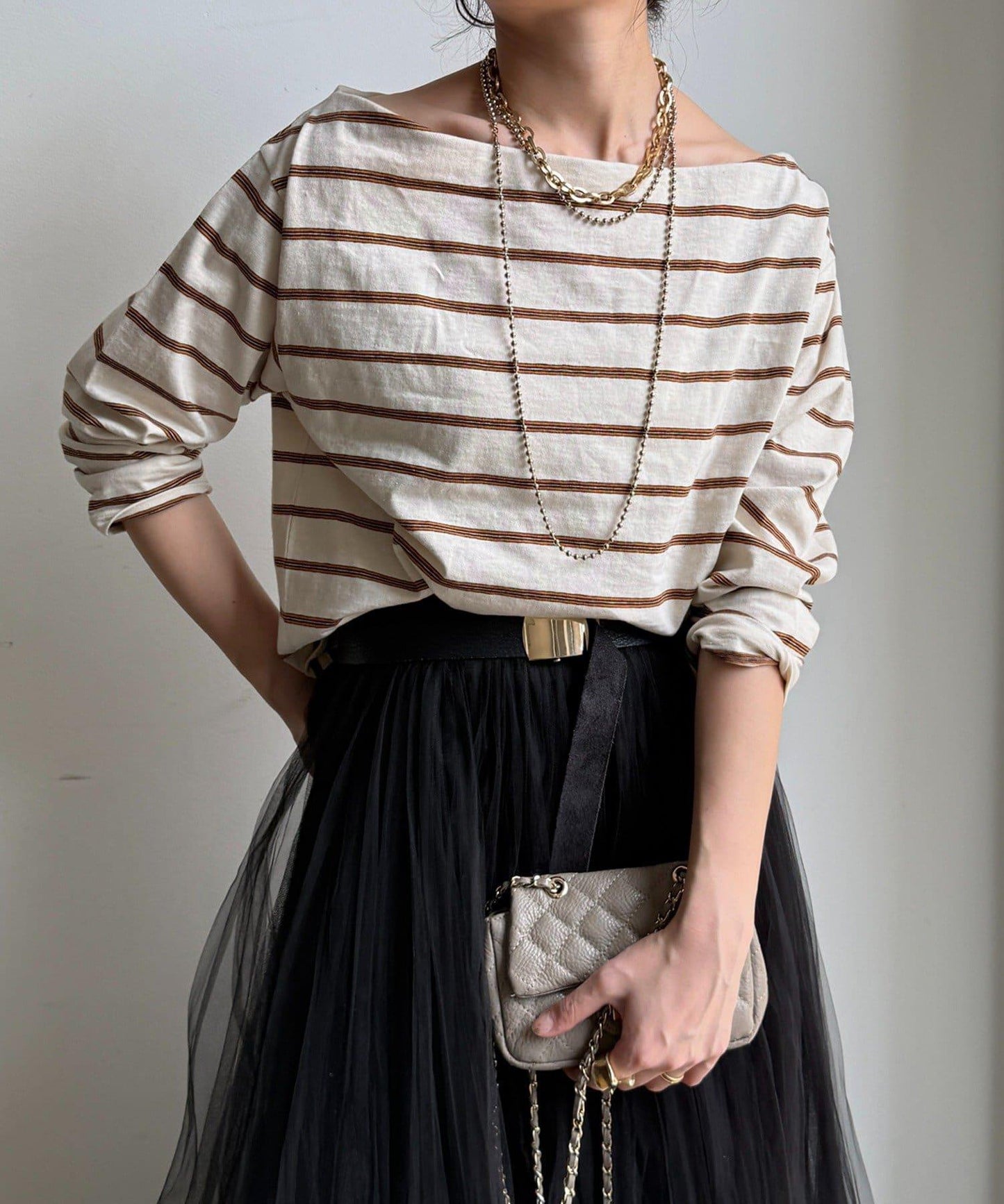 多色條紋露肩T恤