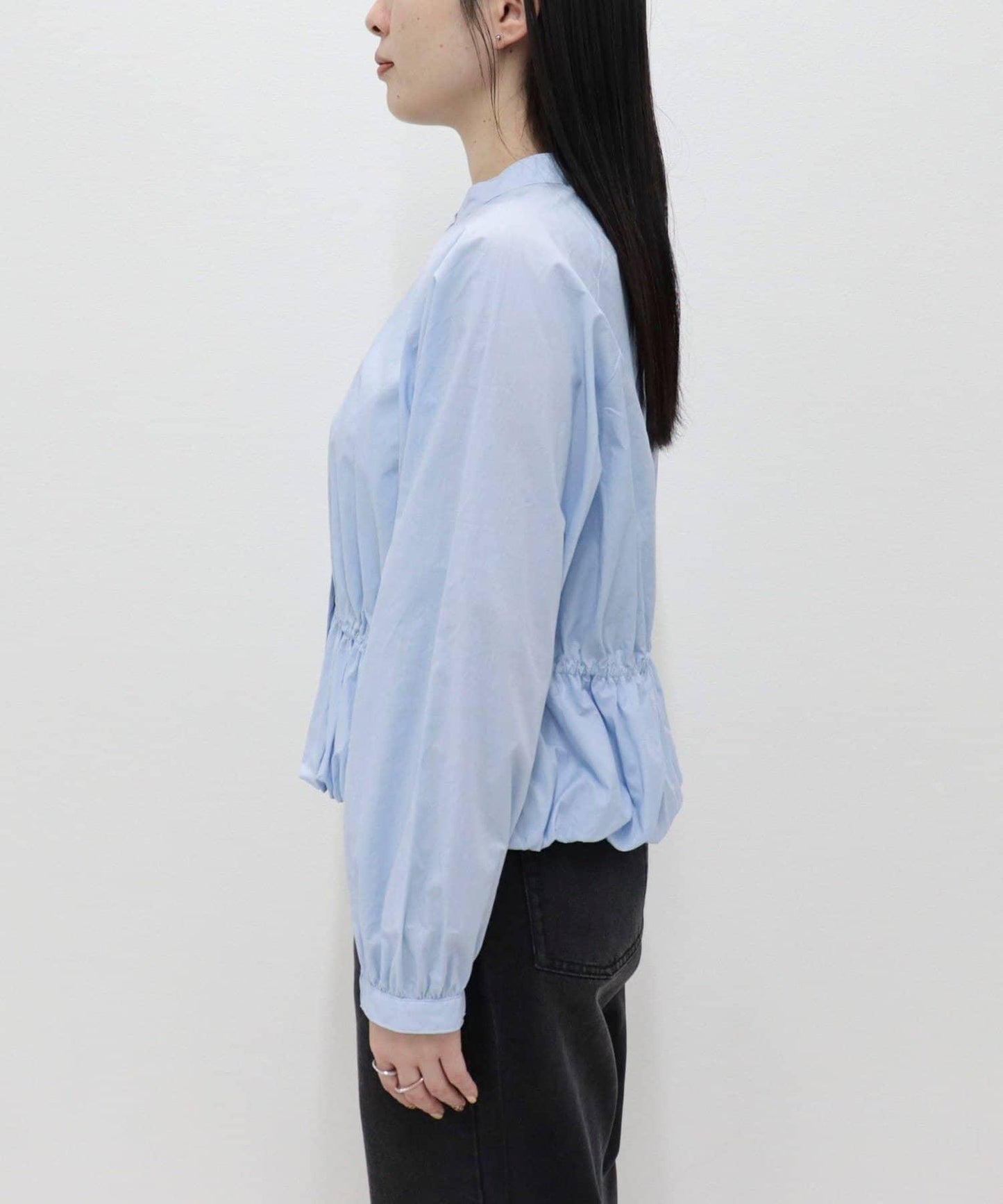 短款泡泡袖前開襟襯衫