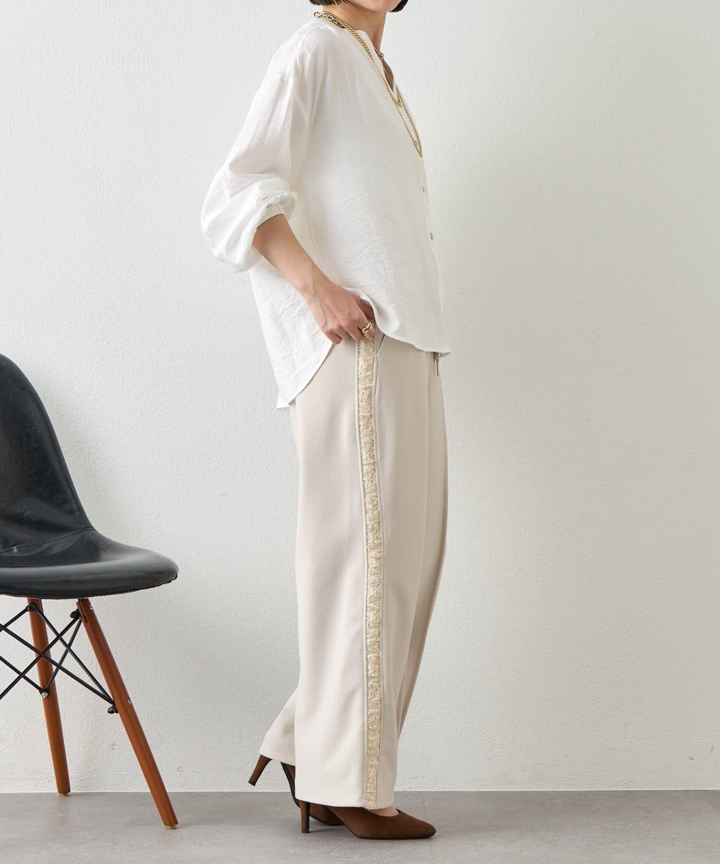 肩部褶皺設計 襯衫 SH款